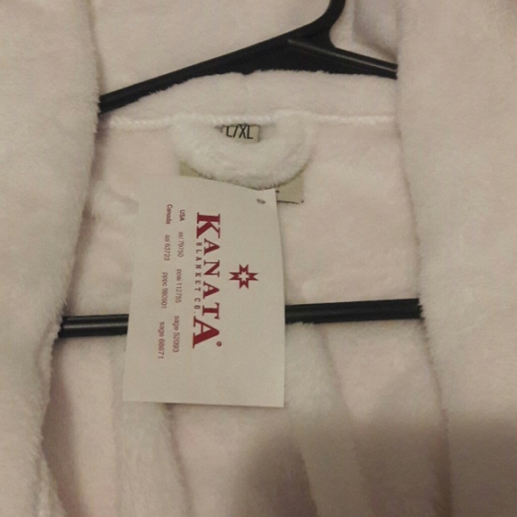 Plush Robe - Picture 3 of 3